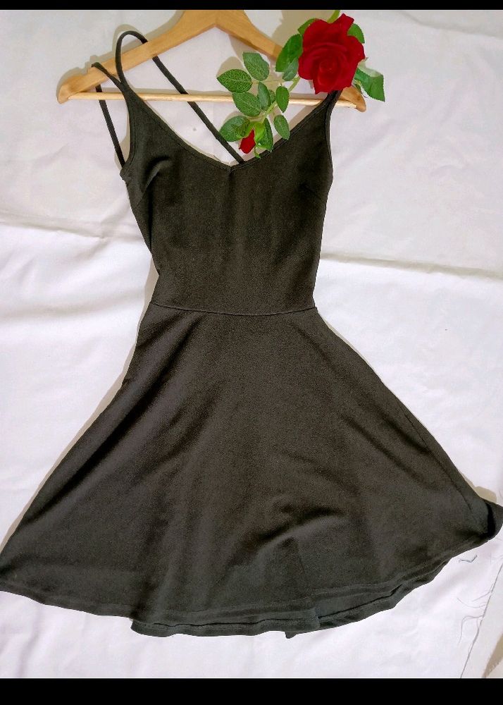 Aahwan Backless Dress
