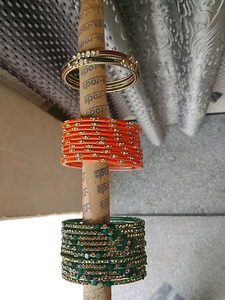 2set Of Bangles &amp; 2 Red &amp; Green  Metal Kade ,, Gre