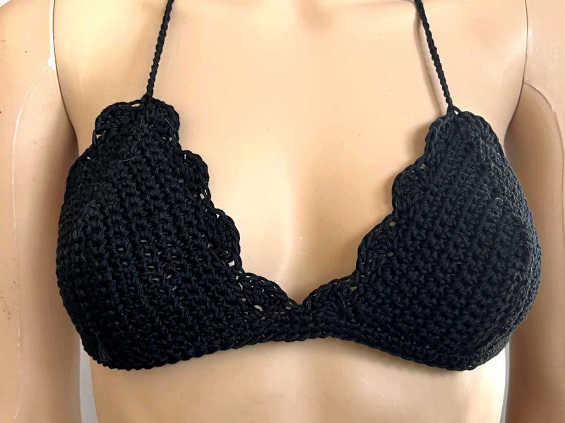 211611. Crochet Bikini Top