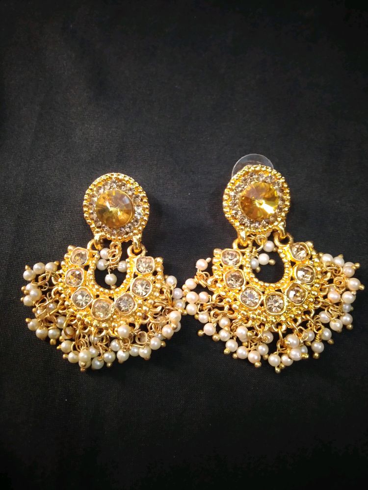 Gold Plated Bridal White Stone Earrings Maang Tika