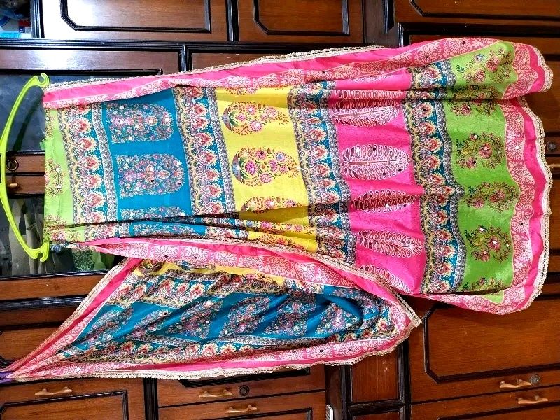 Free Gift With Pakistani Chunni