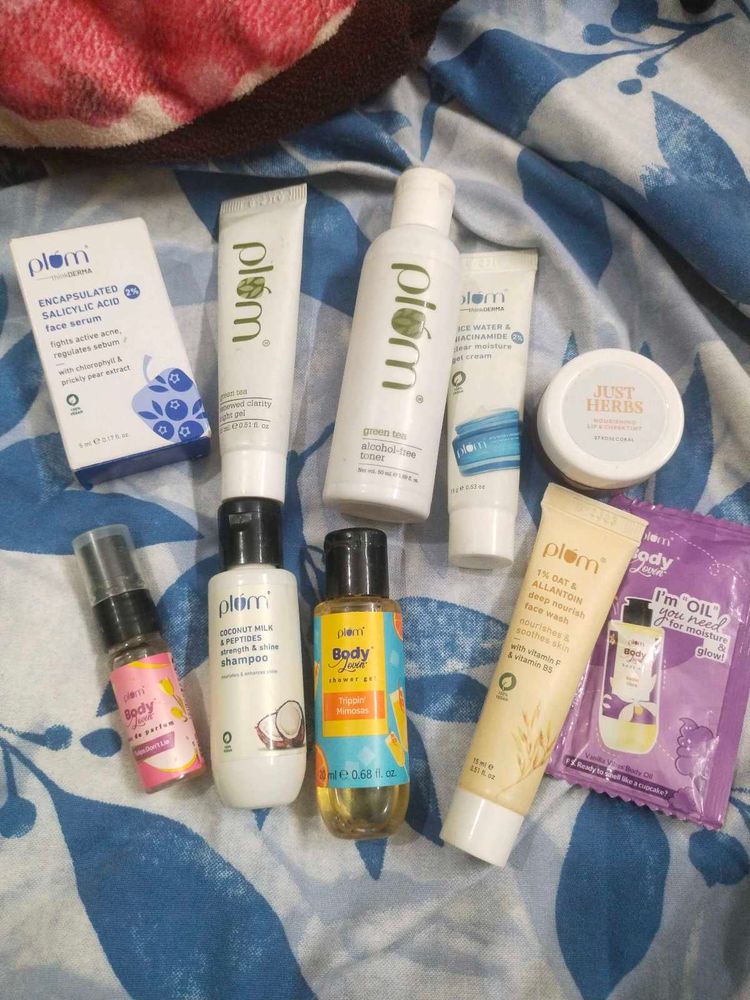 Plum &amp; Just Herbs Skincare Bundle