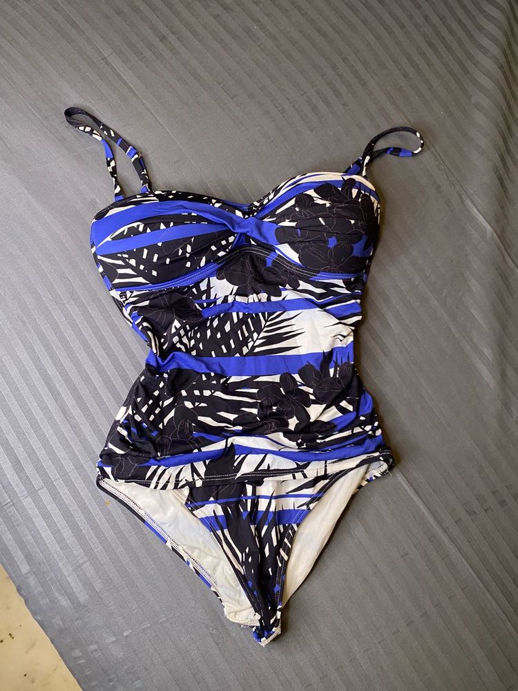 padded Bodyfit top