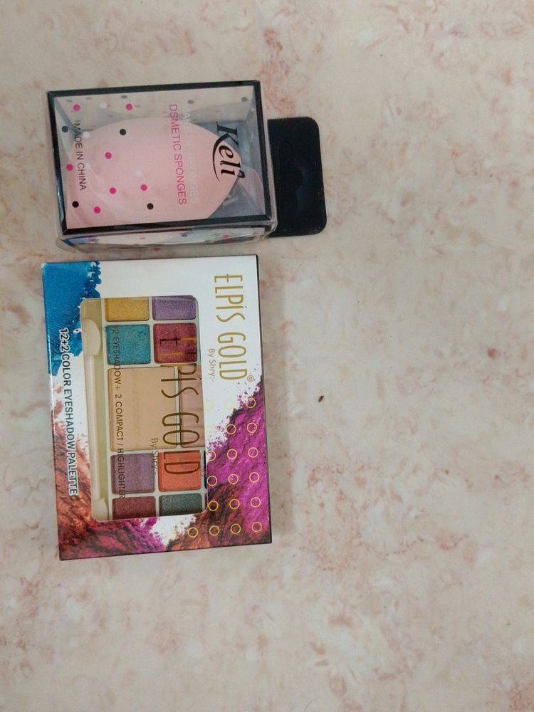 Combo Pack Of Eyeshadow And Blender