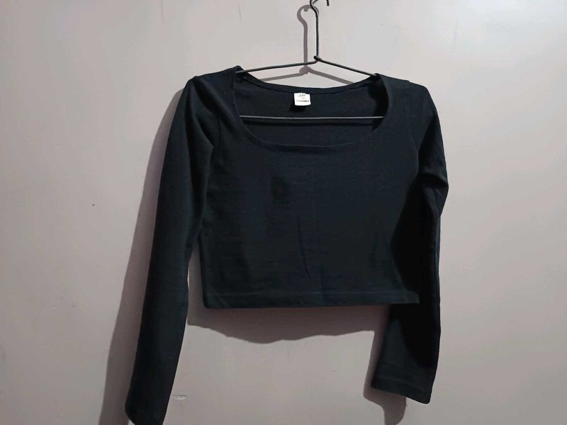 Women Square-neck Black Top