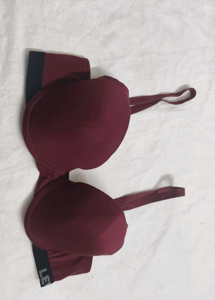 Levi's bra