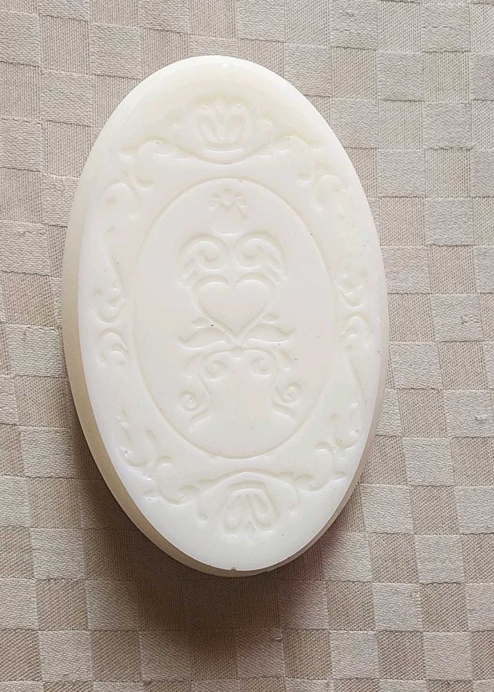 Pure Goat Milk Soap for Skin Whitening (Pack Of 3)