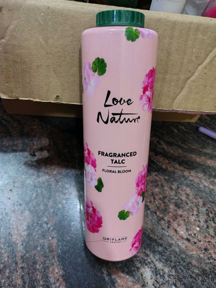 Love Nature Floral Bloom Talc