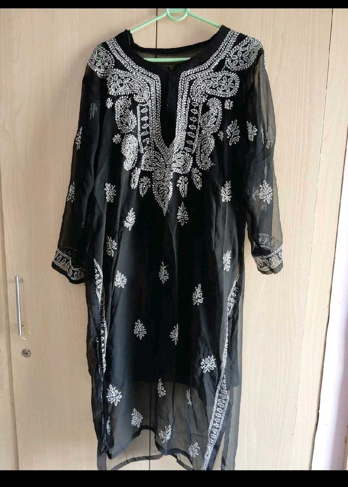 Black Embroidered Kurta