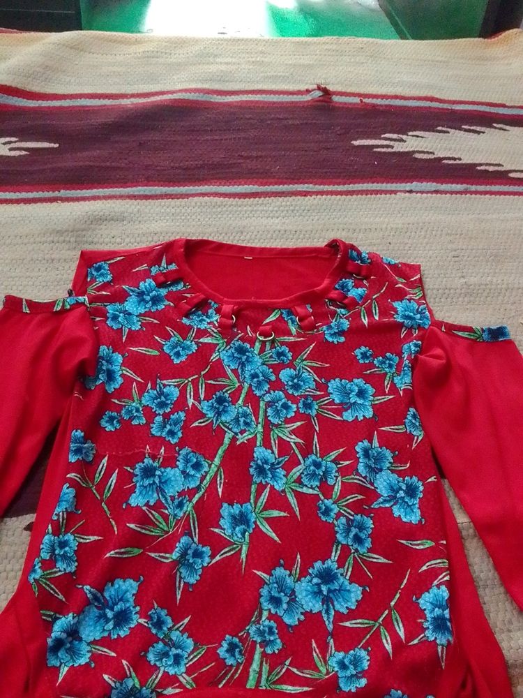 Women Top It&#39;s Totally New