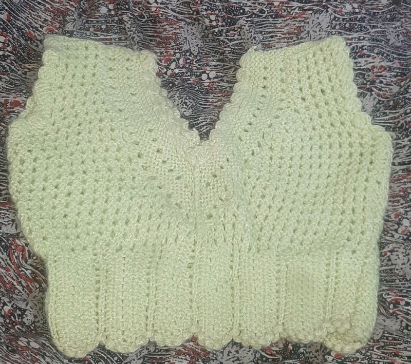 Beautiful Handmade Ladies Woollen Blouse Sweater
