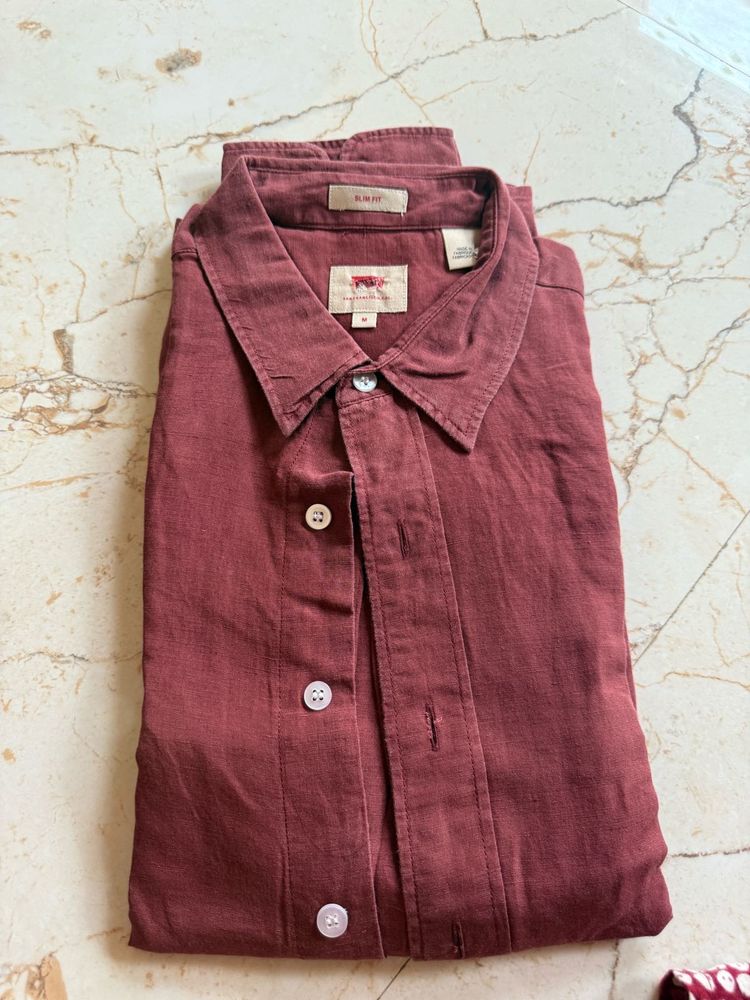 Levi&#39;s Slim Fit Burgundy Button-Down Shirt