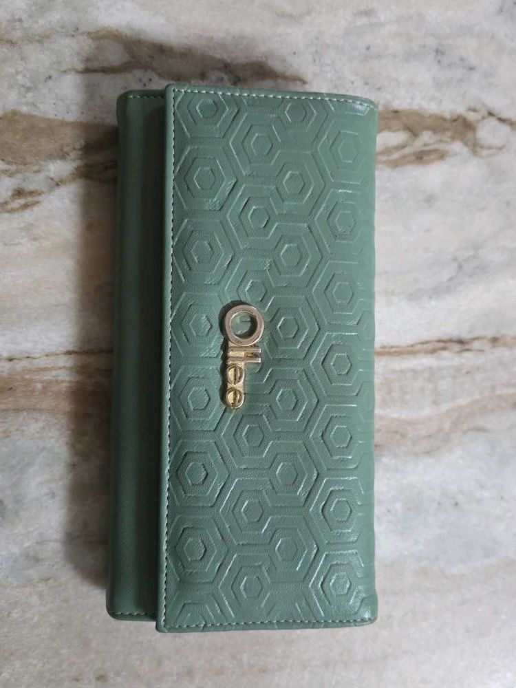 Ollee Wallet