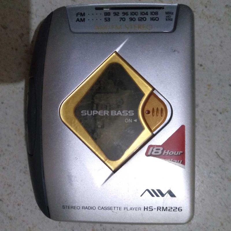 Walkman Aiwa Vintage Cassette Player And Radio