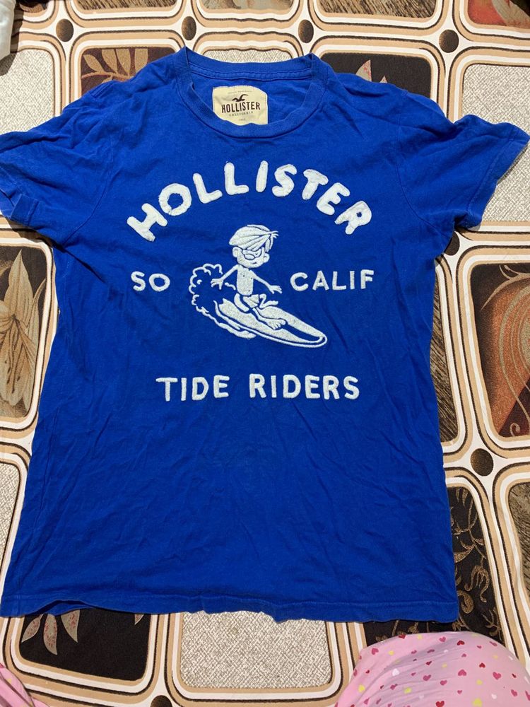 Hollister Blue Graphic Tee