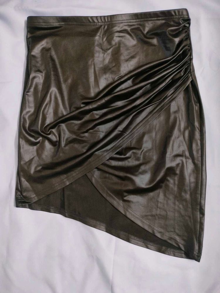 SHEIN Wrap Style ruched PU leather Skirt