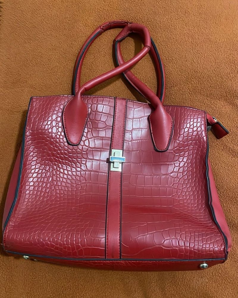 Red Tote Bag With Pouch