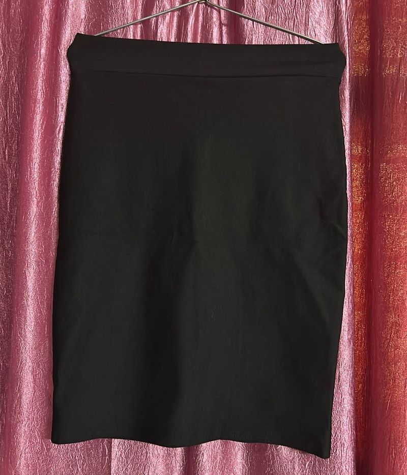 Classic Black Pencil Skirt
