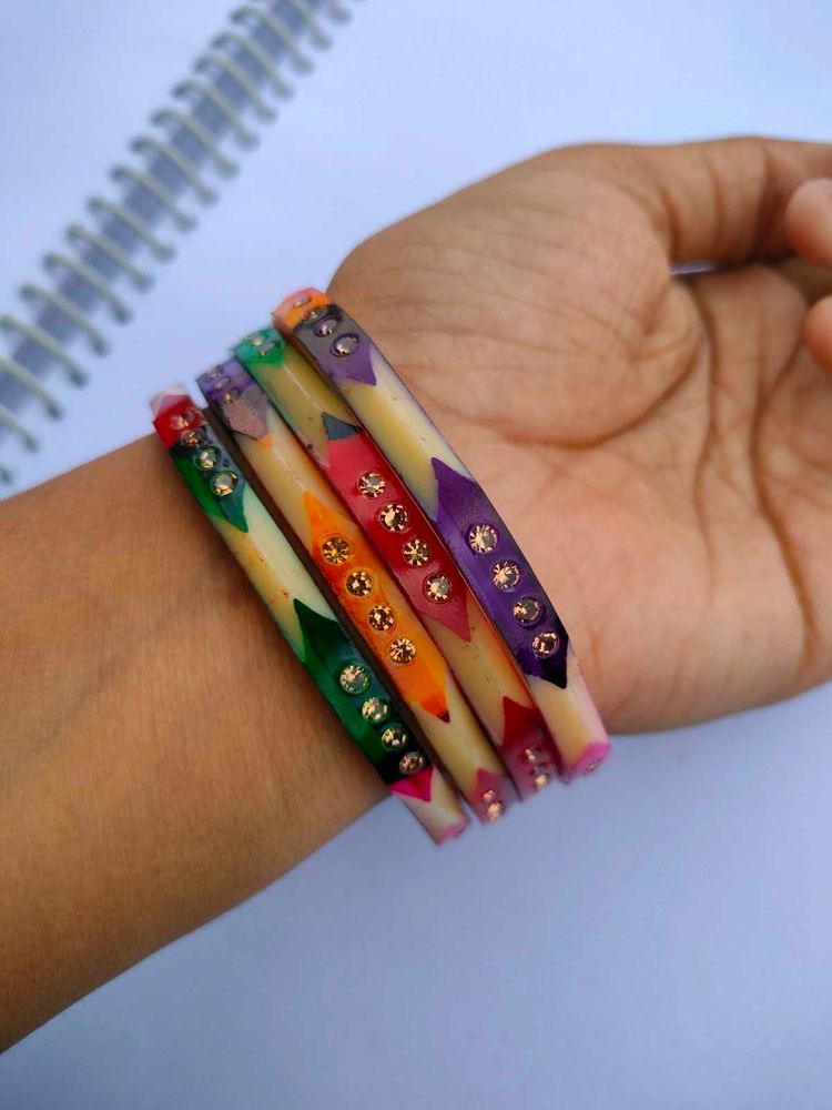 Rainbow Theme Bangle Set Of 4