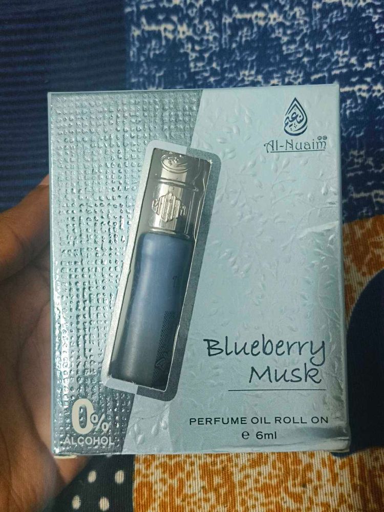 BLUBERRY MUSK. PERFUME OIL ROLL ON 6 ML
