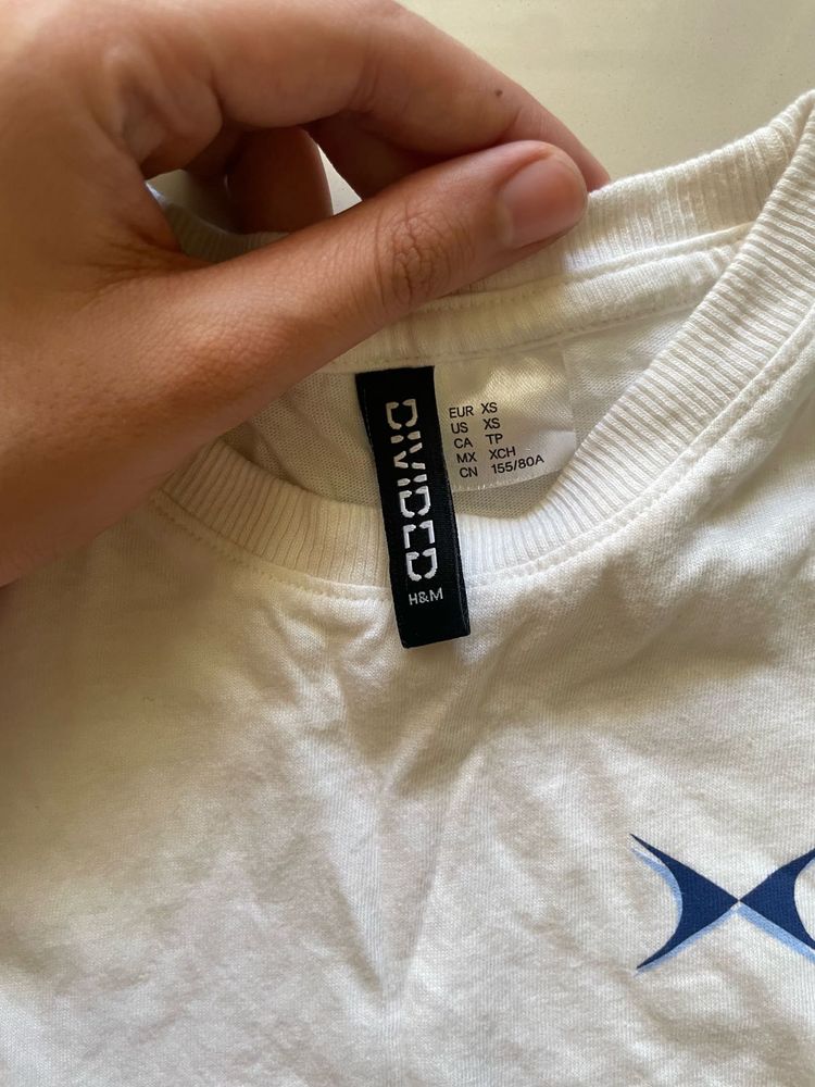 H&amp;M Divided Tee