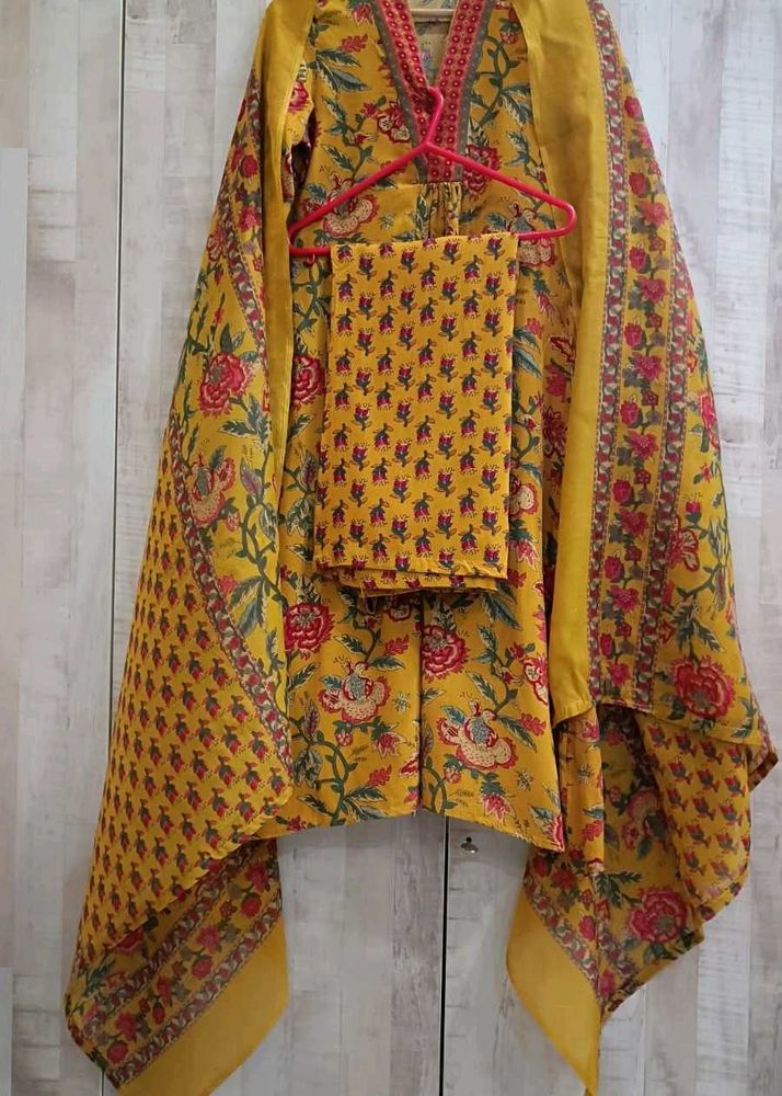A Line Kurta Set