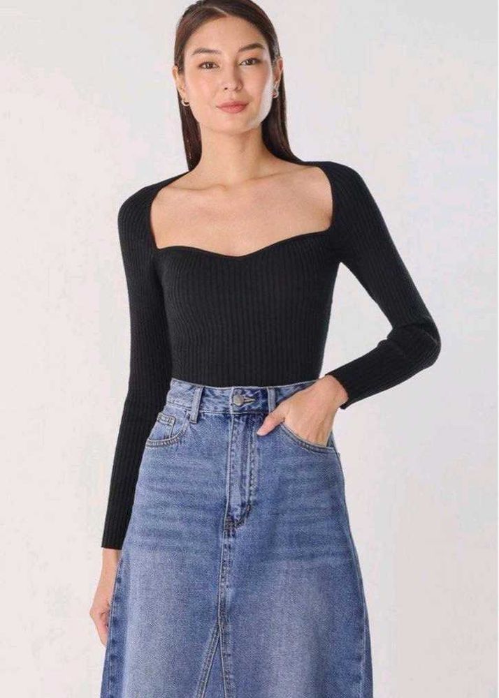 H&amp;M Rib-knit sweetheart neck top