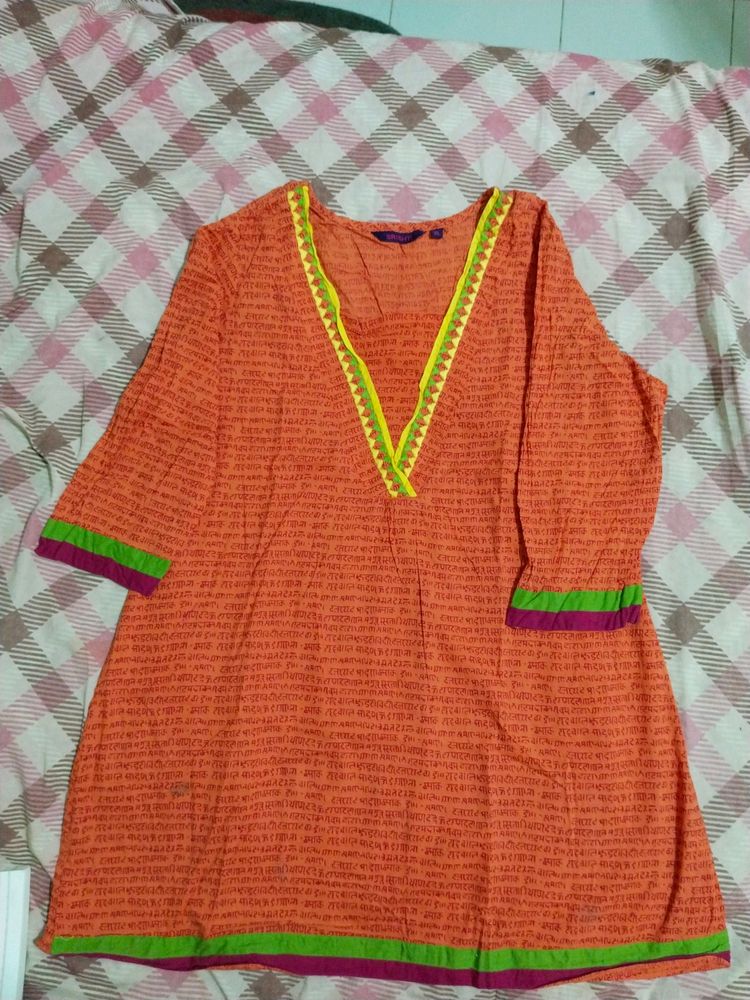 Srishti brand orange short kurti