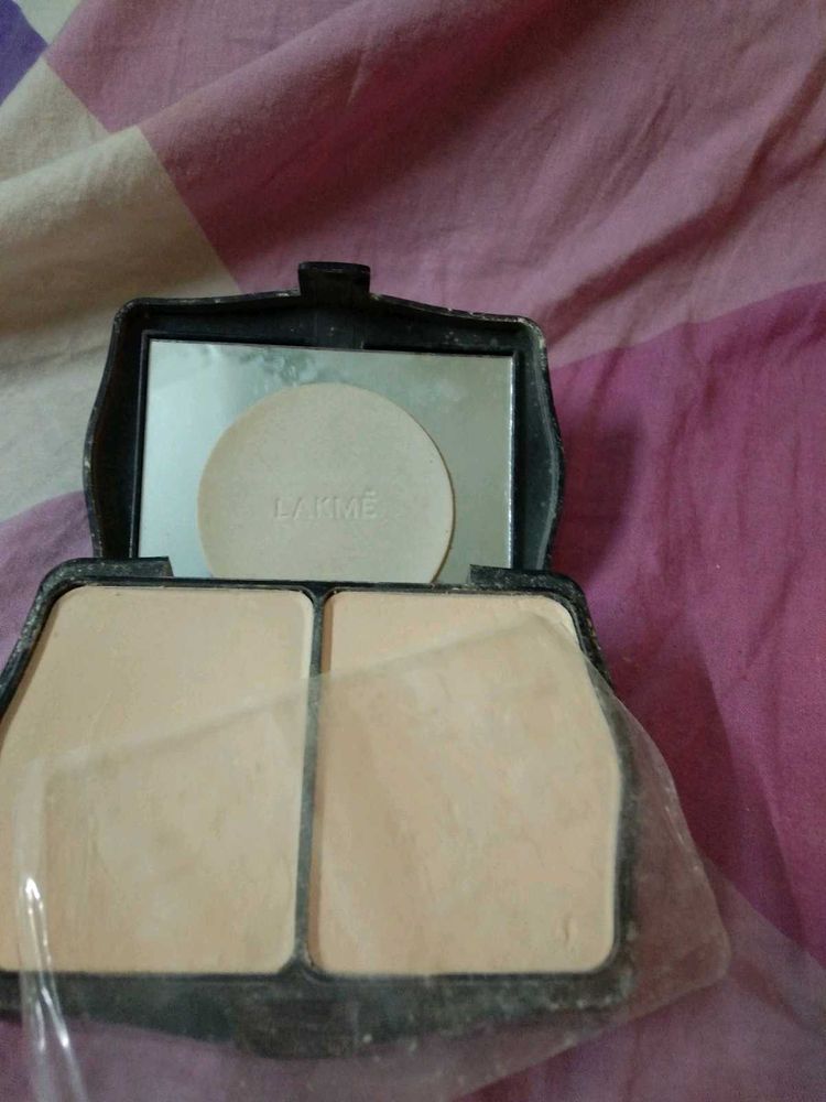 Compact Powder