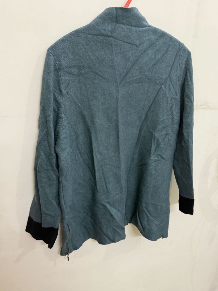 Stylish Blue sweater