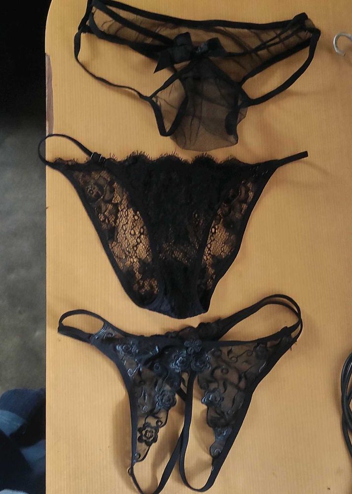 Black Lingerie Set (3 Pairs)