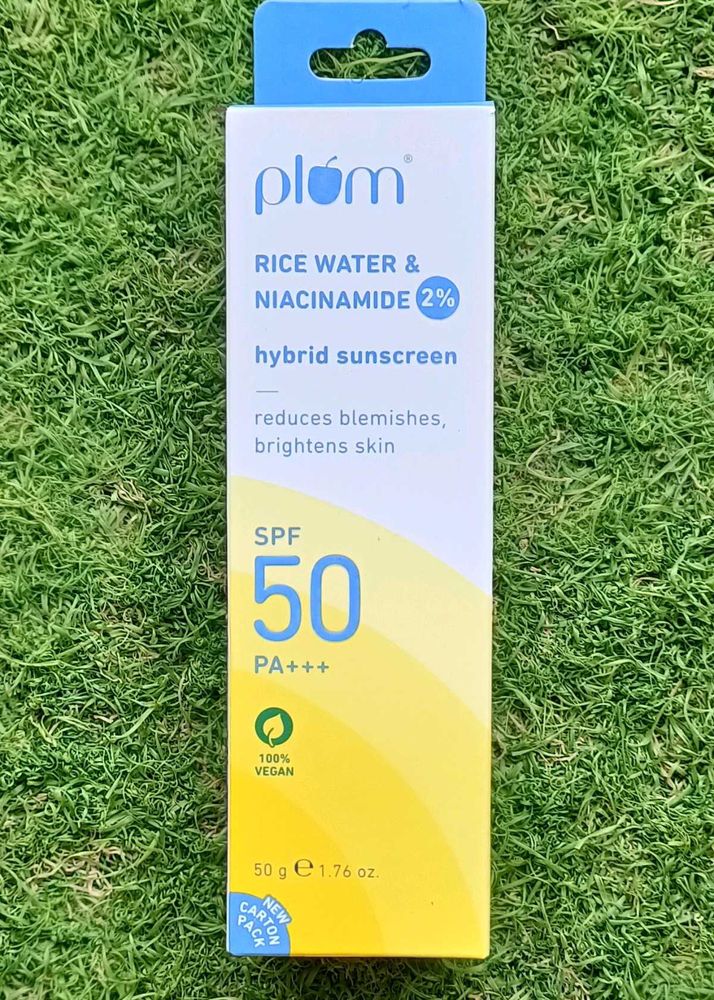 Plum Rice Water &amp; Niacinamide 2% Hybrid Sunscreen