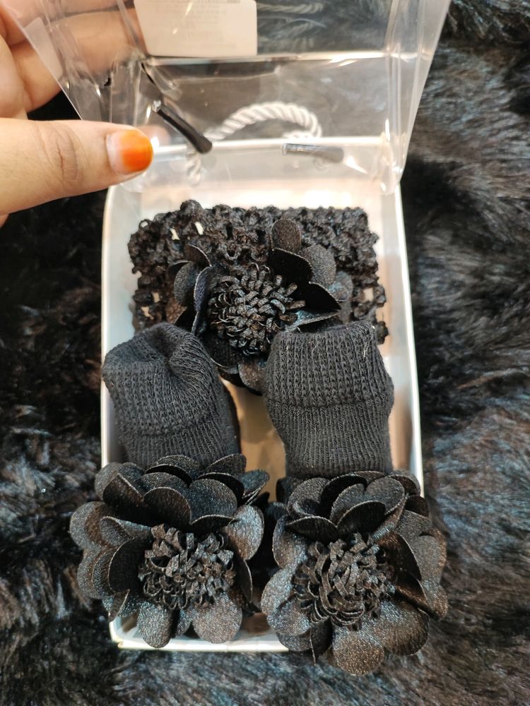 not used once totally new ..... 0 to 9 months old