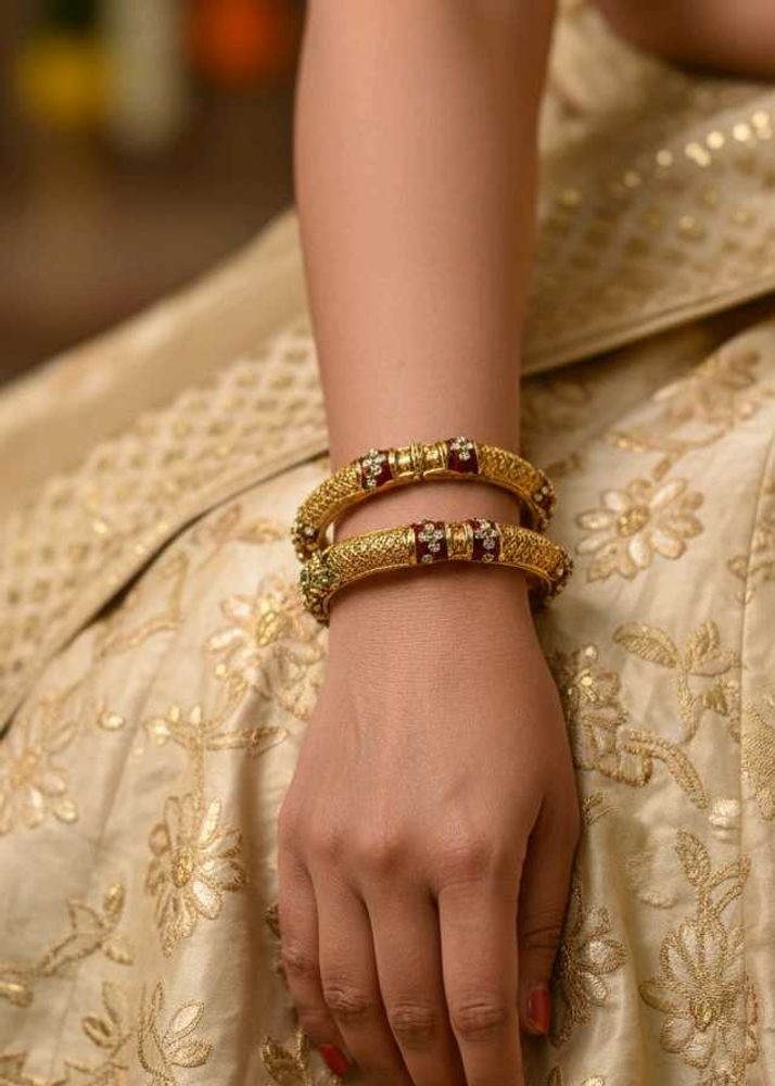 Antique Gold Bangle (Set of 2)
