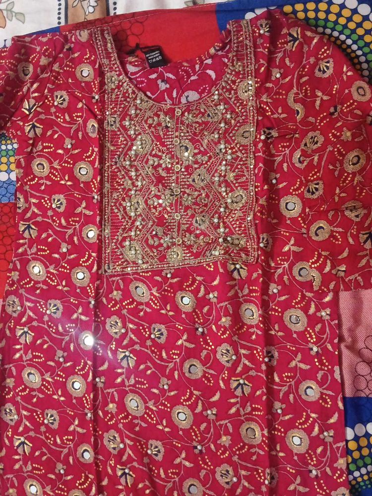 Red Embroidered Kurta