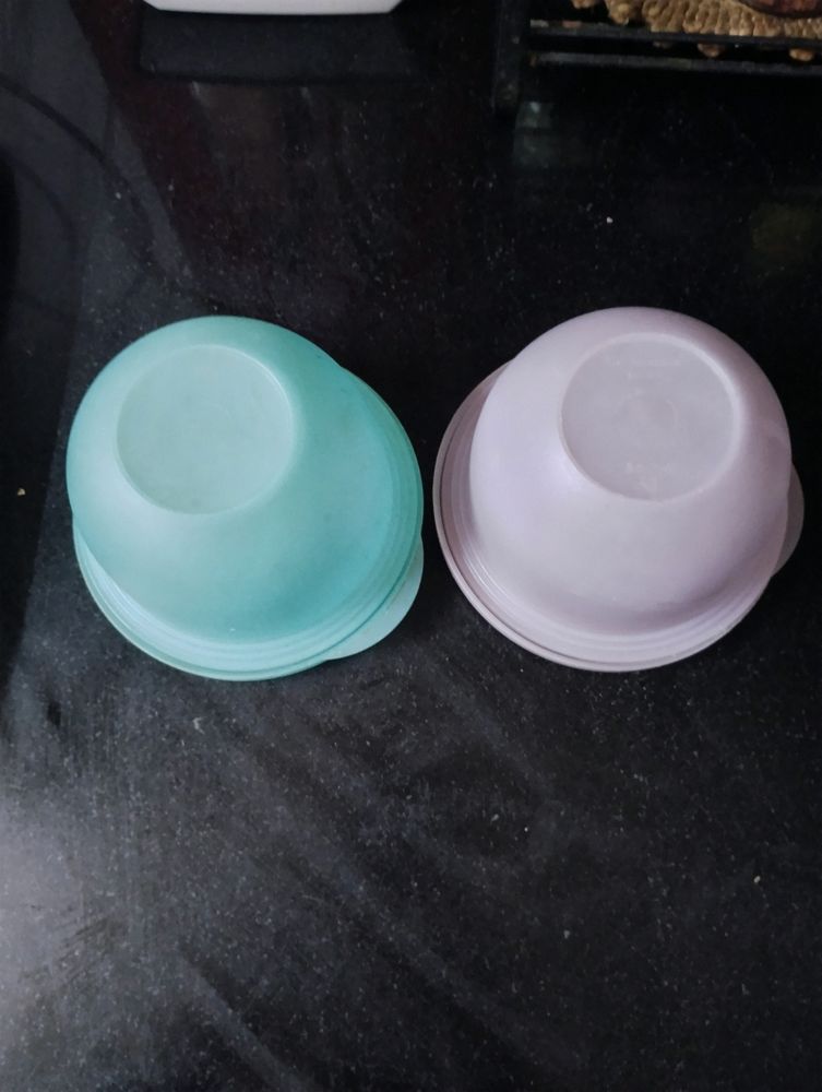 Tupperware container