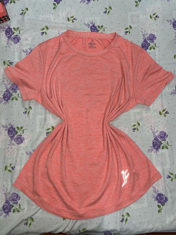 FINO Activewear Dry-Fit T-Shirt