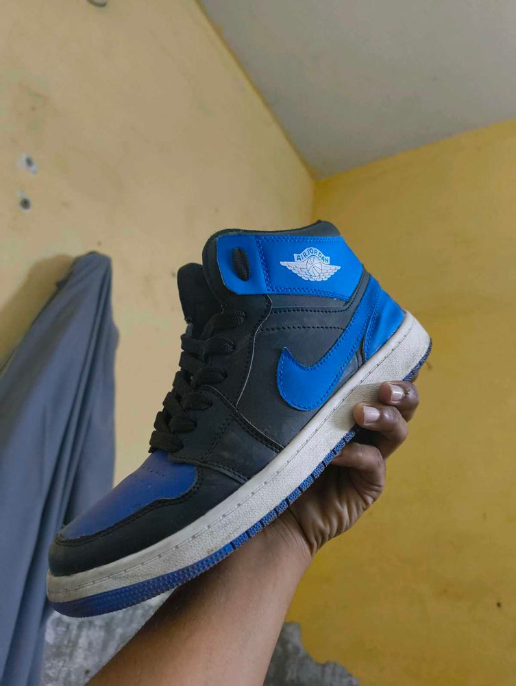 One Time Used Nike Air Jordan High Ankle Shoes 🚨
