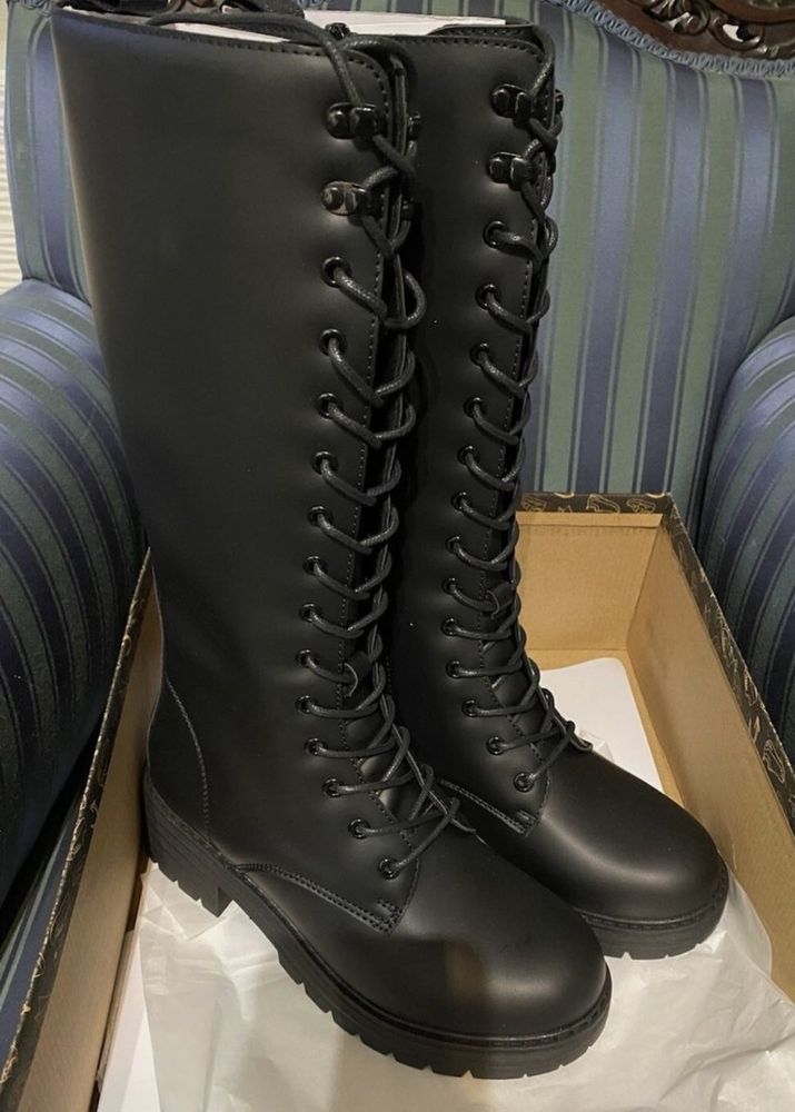 Black Lace-Up Knee High Boots