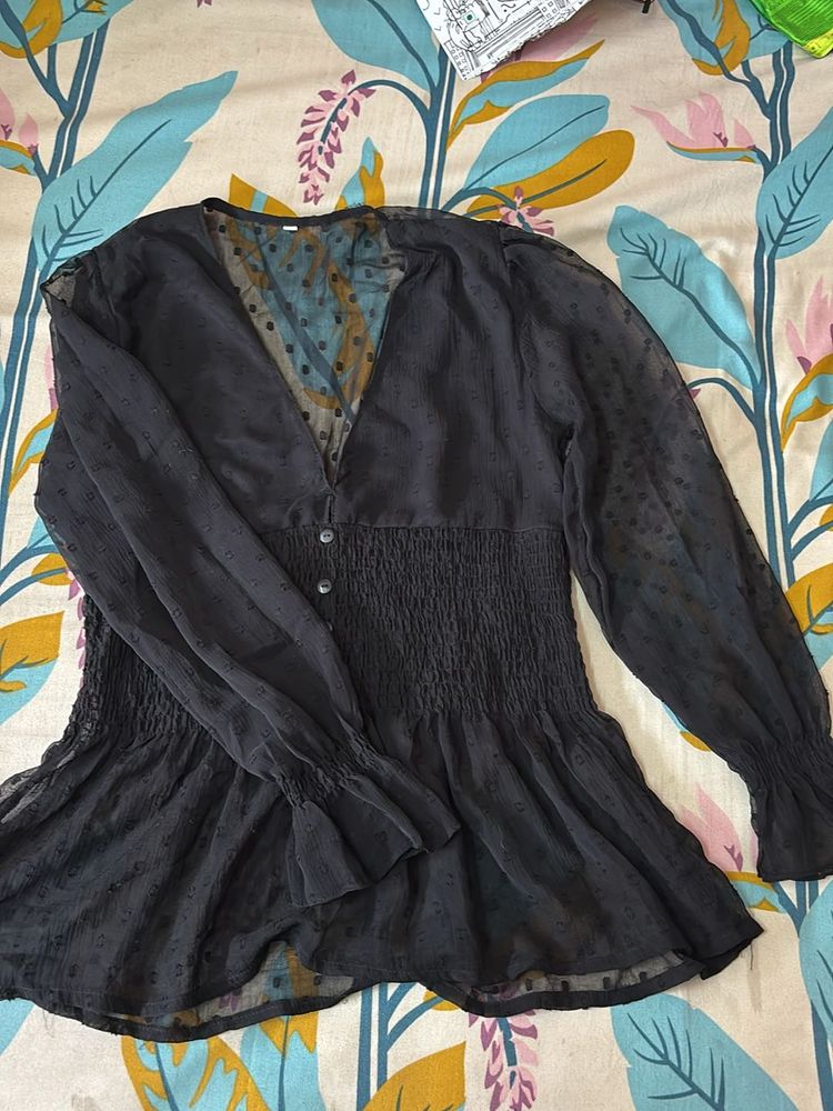 V-neck Full Sleeve Black Peplum Tom
