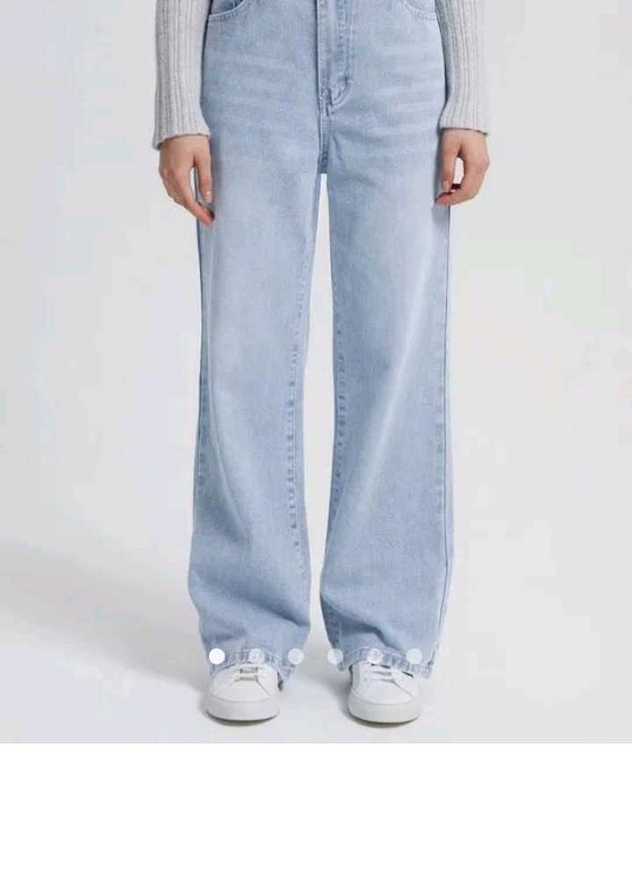 Light Wash Wide Leg Jeans