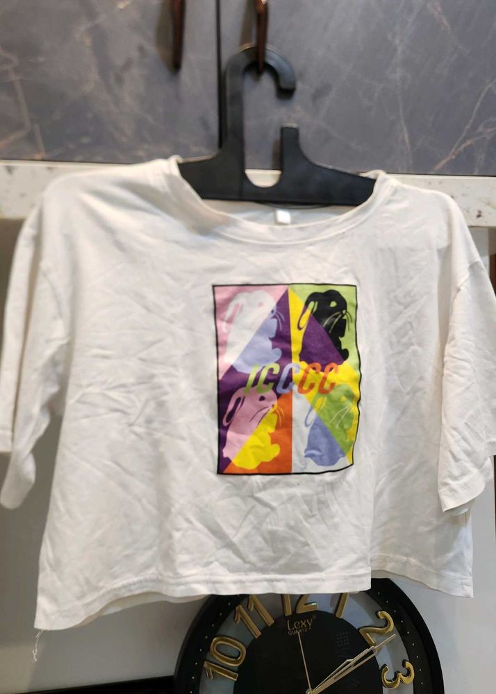 Trendy White Tee