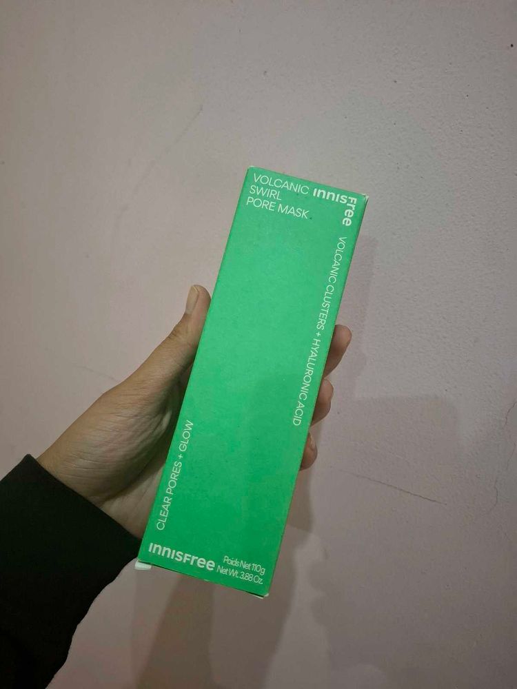 Innisfree volcanic swirl pore mask