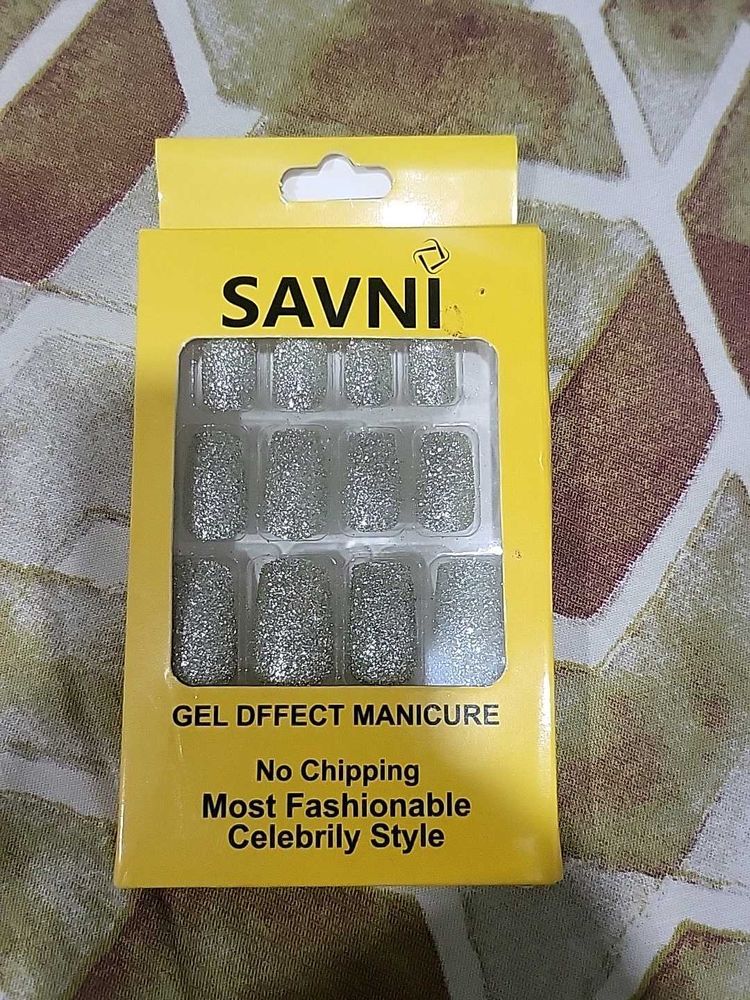 Artificial Nails