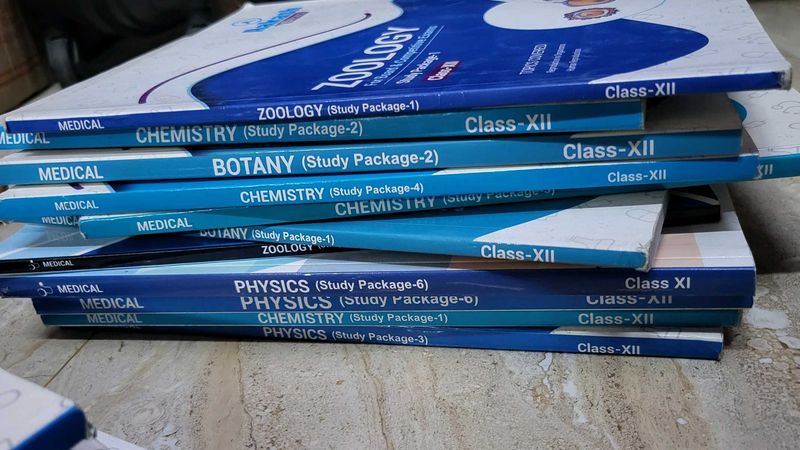 Aakash MODULES Class 12 And 11(some)