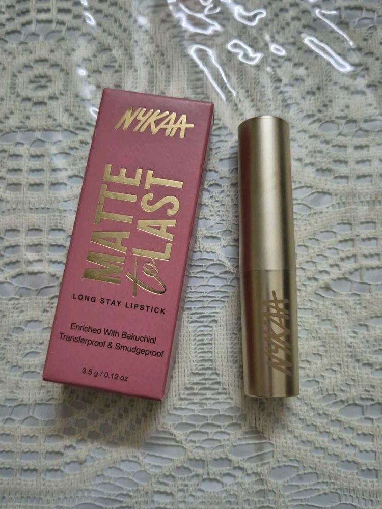 Nykaa Matte To Last Lipstick