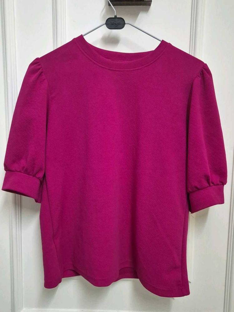 Magenta Solid Top
