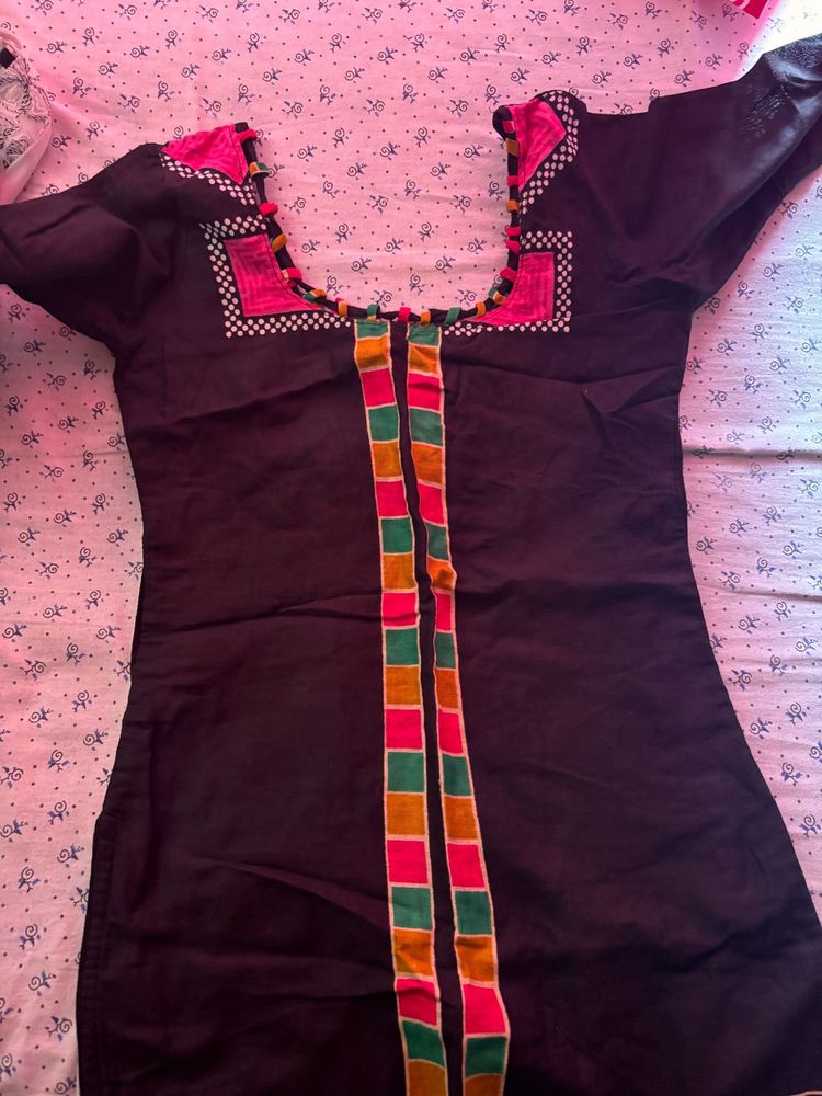 Short Black Kurti