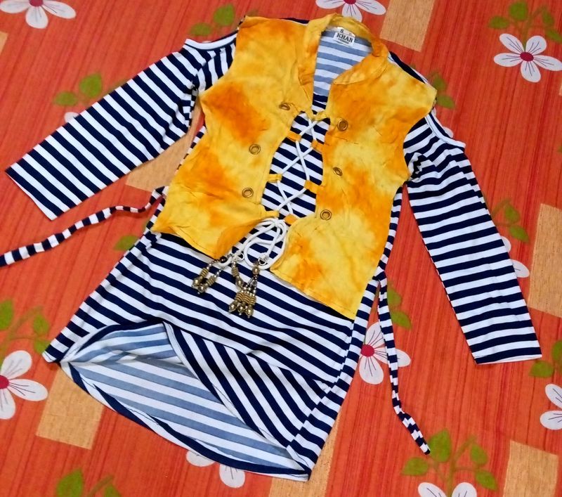 Navvy Blue And White Top For Girls