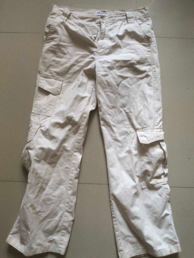 ZARA CREAM CARGOS